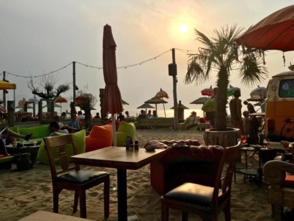Piet'S Beachhouse Katwijk aan Zee Bagian luar foto